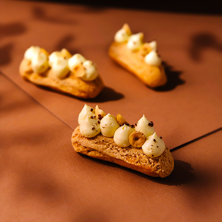 mini éclair planche de miniardises cabaret repas spectacle
